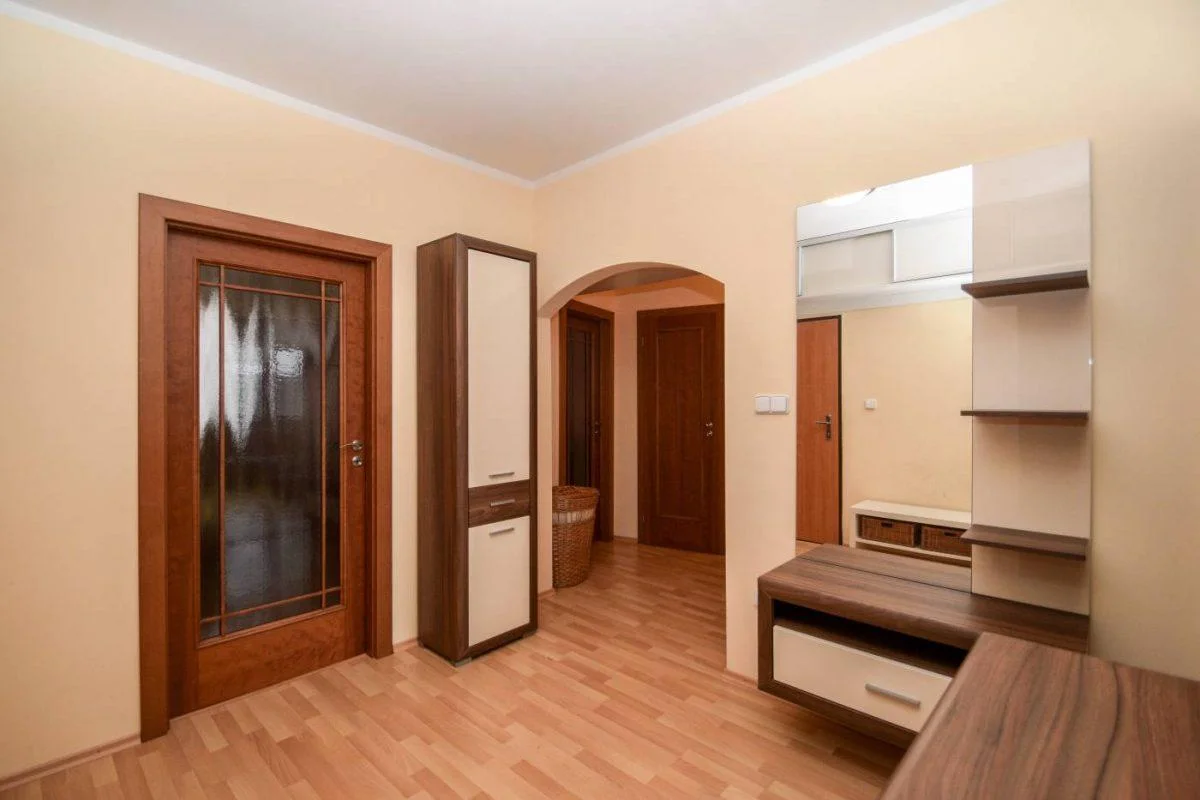 Четырехкомнатная квартира снять Братислава Karlova Ves — фото 4