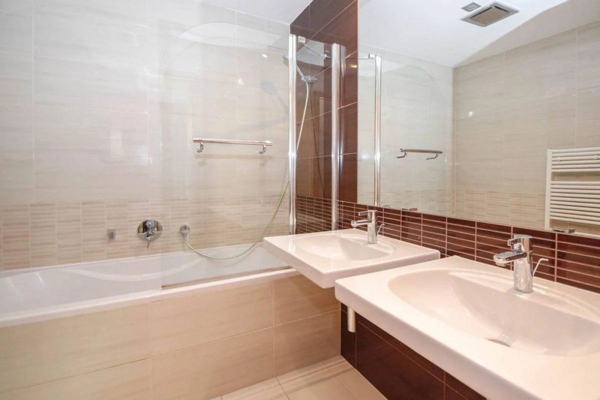 Снять двухкомнатную квартиру без мебели Братислава Parkville — фото 11