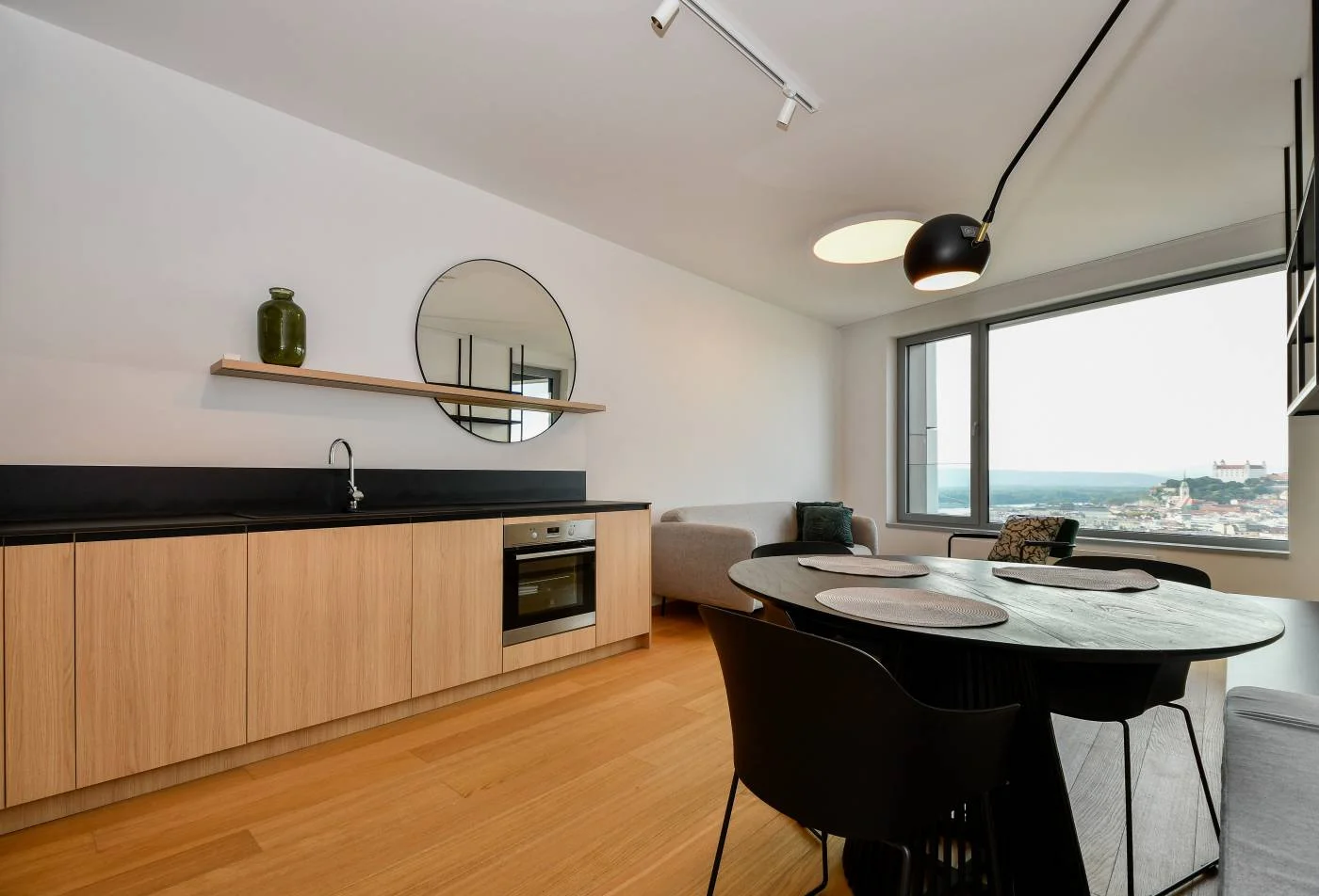 Двухкомнатная квартира аренда Братислава Sky Park 13 этаж — фото 5