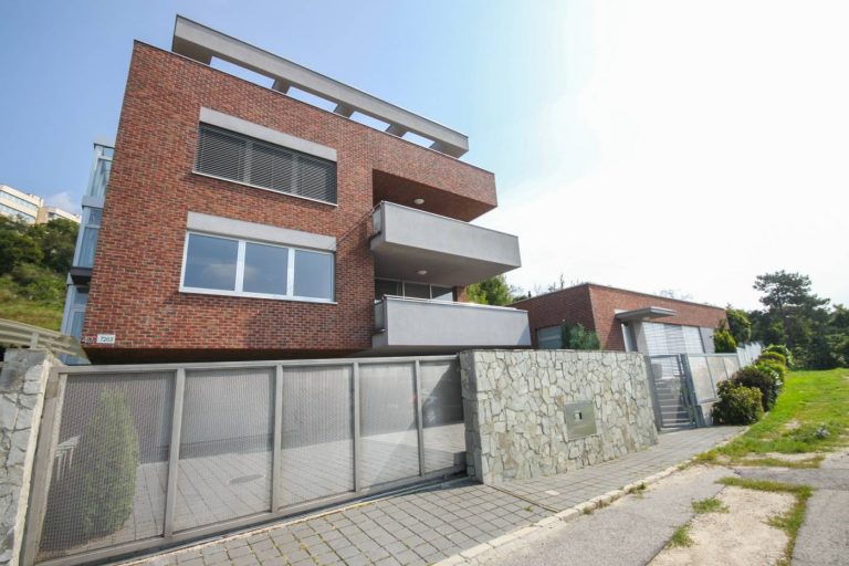 5-комнатная квартира снять Братислава