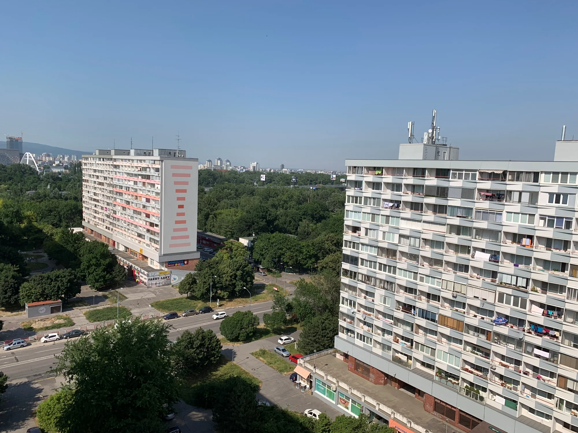 Вид на жилой район с высоты — Студия, продажа, Братислава - Petržalka