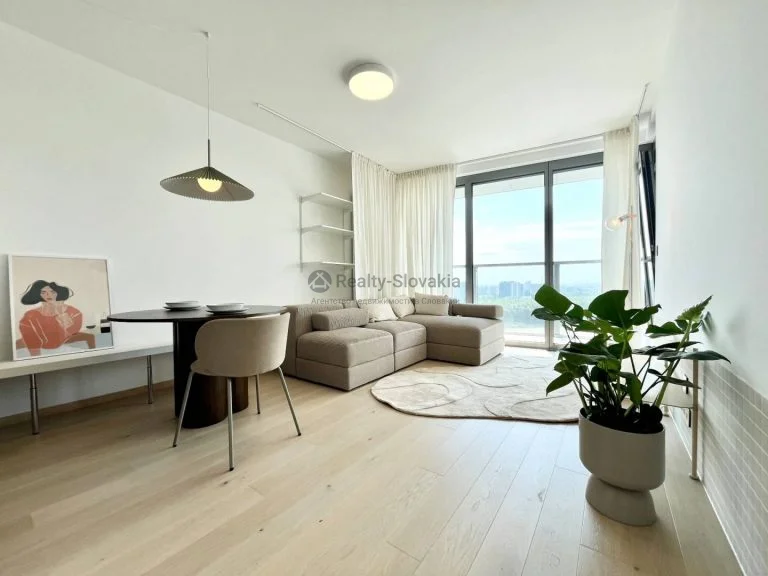 Новая 2-к квартира Братислава аренда Eurovea Tower 16 этаж