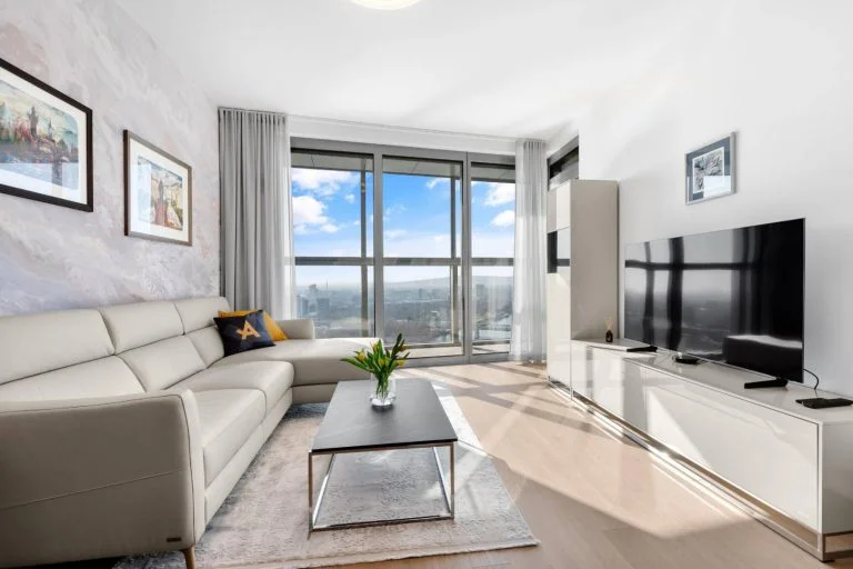 Новая 2-к квартира Братислава аренда Eurovea Tower 33 этаж