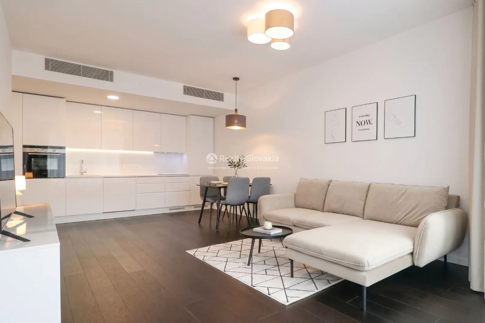 2-к квартира аренда Братислава SKY PARK 5 этаж