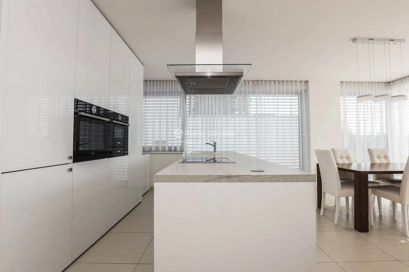 Аренда 5-комнатной квартиры 194 м² в Братиславе — Vila Terézia, Tajovského — фото 6