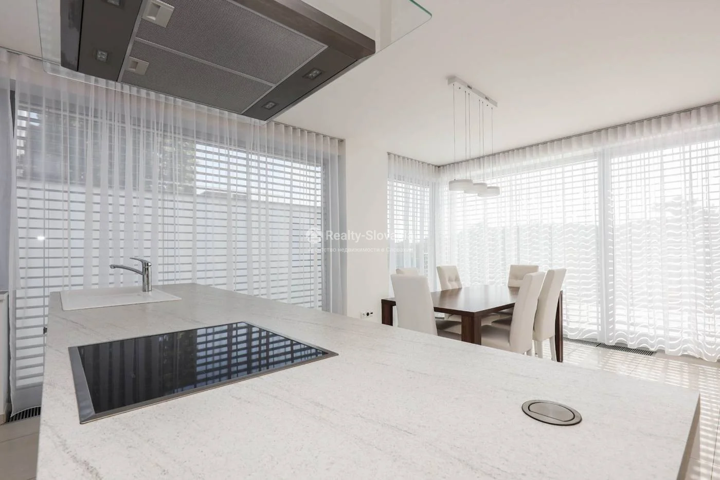 Аренда 5-комнатной квартиры 194 м² в Братиславе — Vila Terézia, Tajovského — фото 8