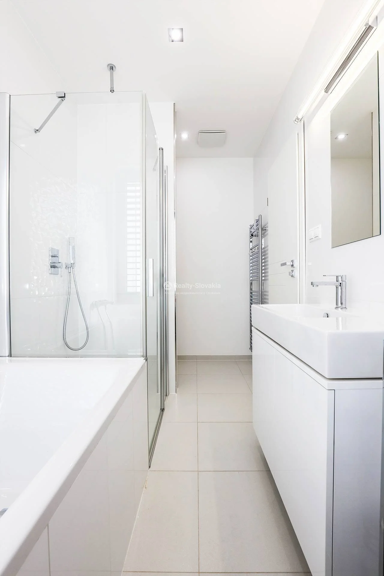 Аренда 5-комнатной квартиры 194 м² в Братиславе — Vila Terézia, Tajovského — фото 25