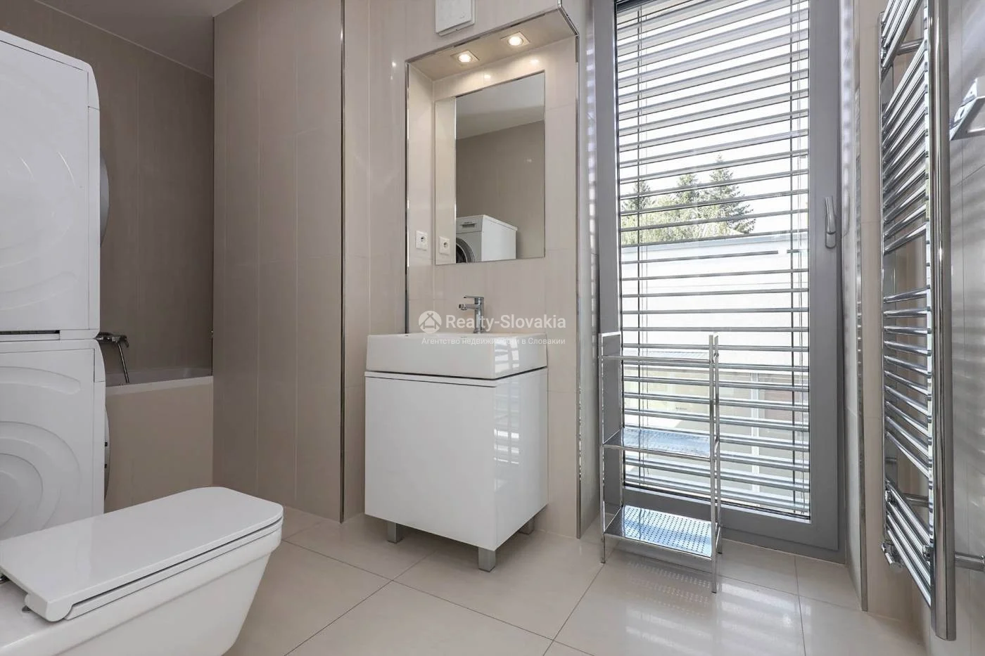 Аренда 5-комнатной квартиры 194 м² в Братиславе — Vila Terézia, Tajovského — фото 27