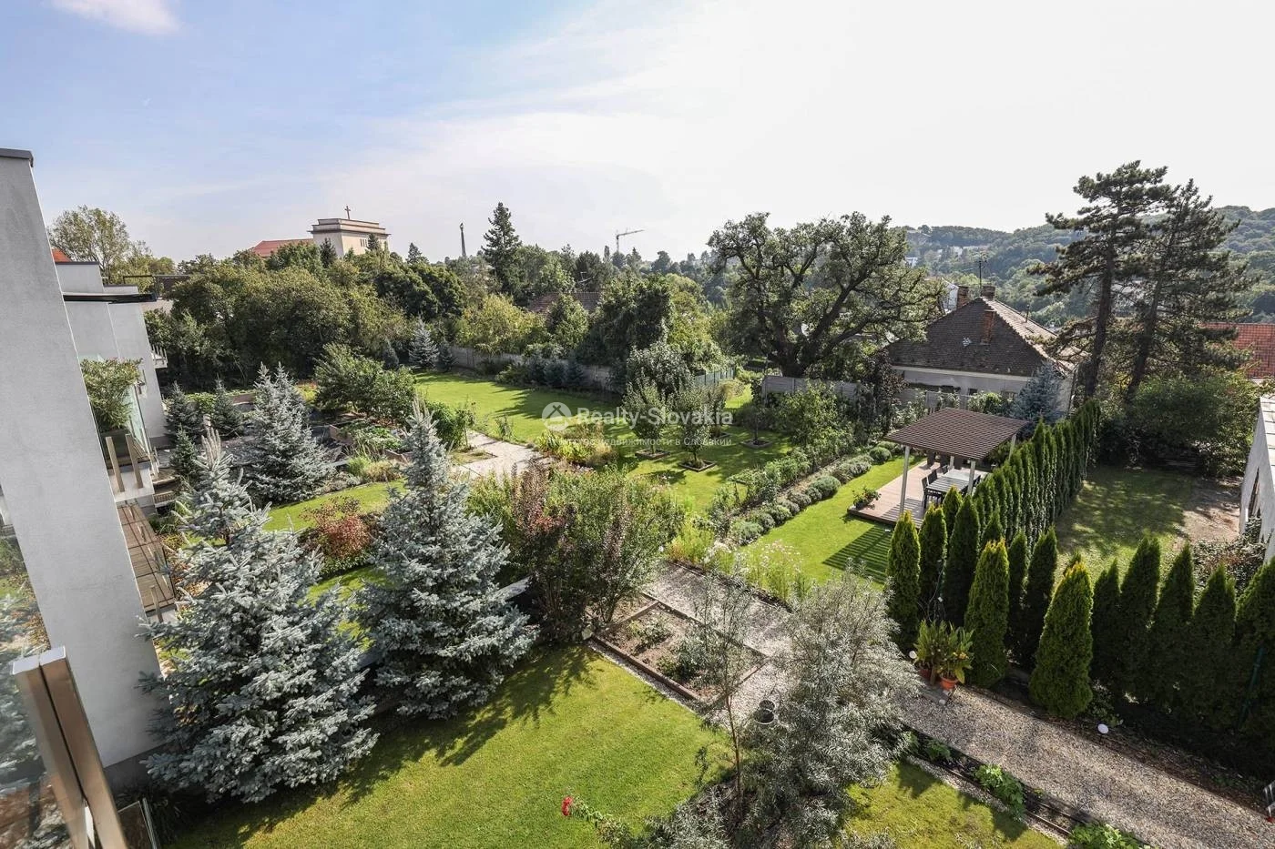 Аренда 5-комнатной квартиры 194 м² в Братиславе — Vila Terézia, Tajovského — фото 32