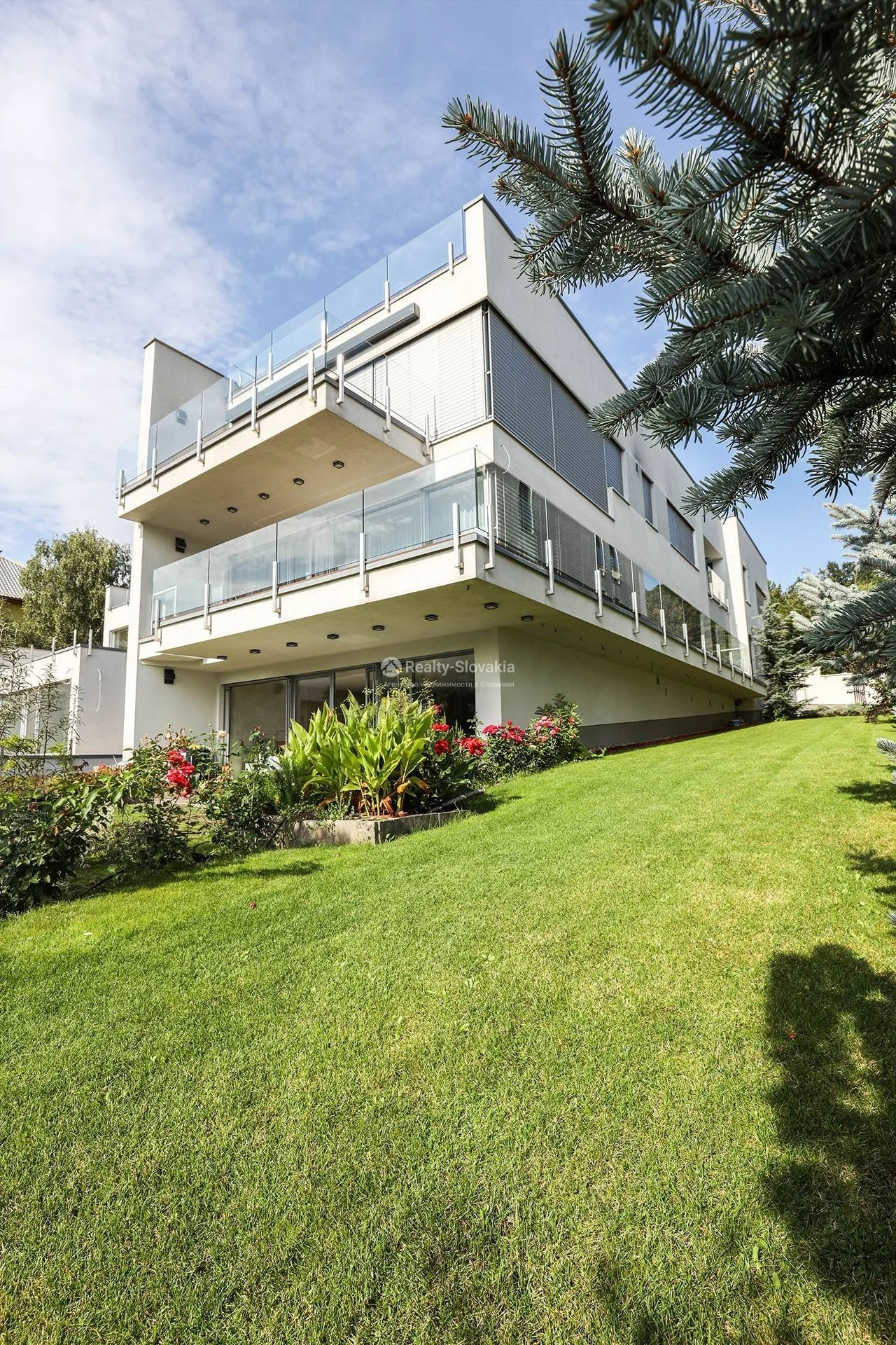Аренда 5-комнатной квартиры 194 м² в Братиславе — Vila Terézia, Tajovského — фото 37