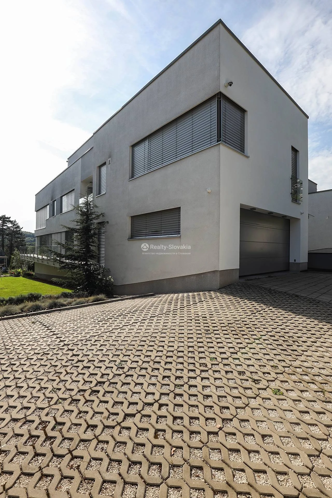 Аренда 5-комнатной квартиры 194 м² в Братиславе — Vila Terézia, Tajovského — фото 38